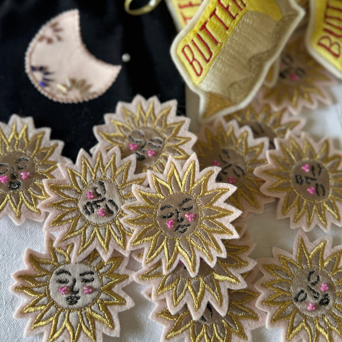Mini appliqué sun patch